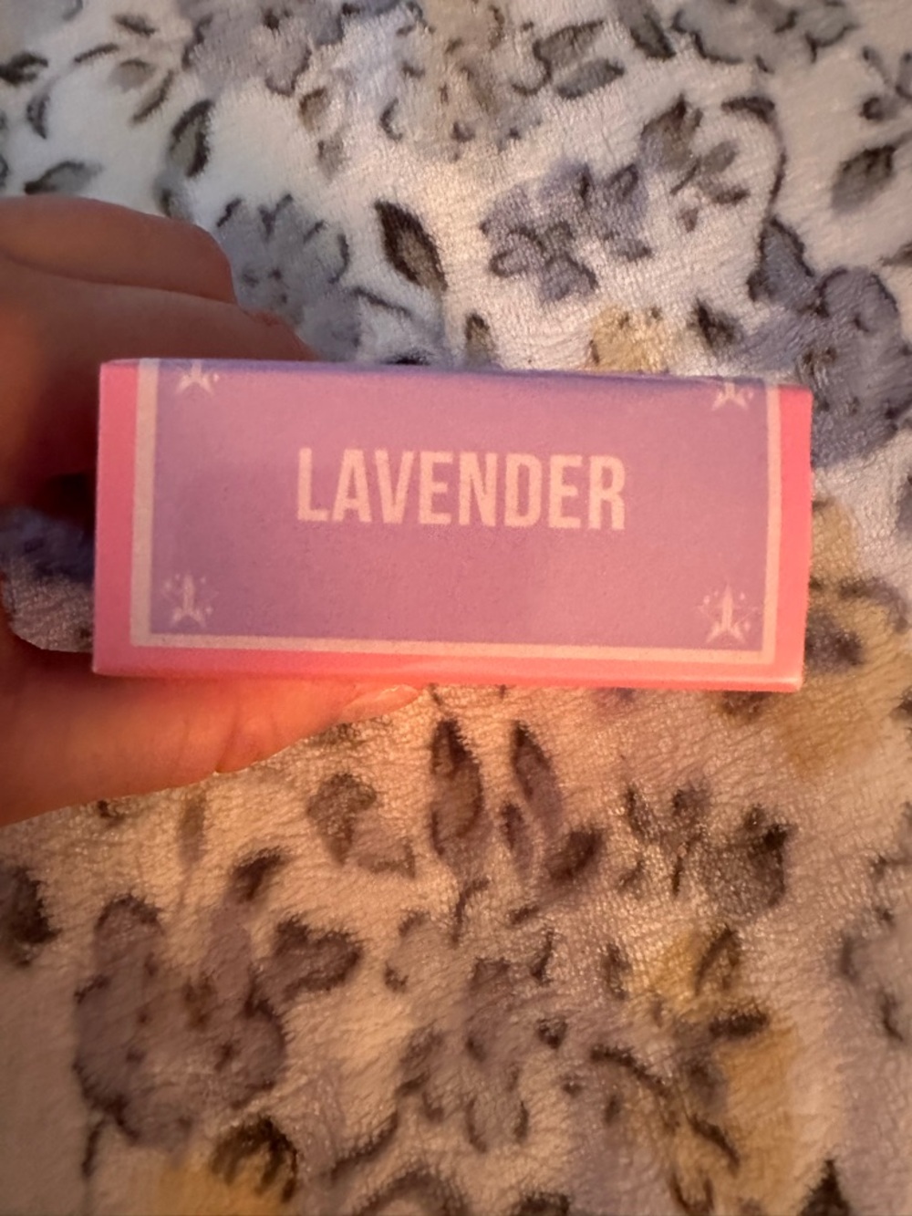 Magic Star Lavender Setting Powder - Picture 2 of 5